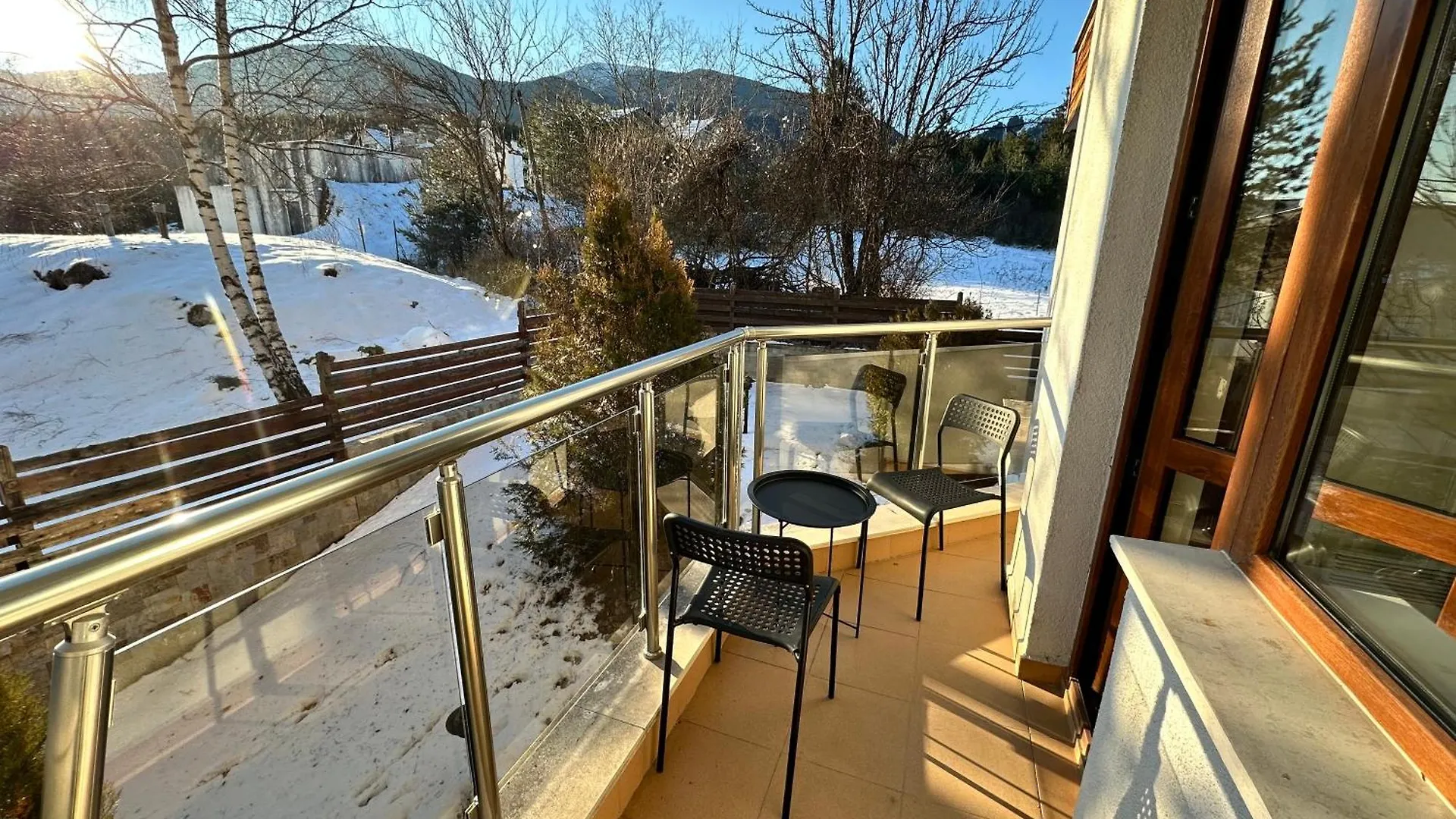 Pine Tree - Charming Apartment بانسكو